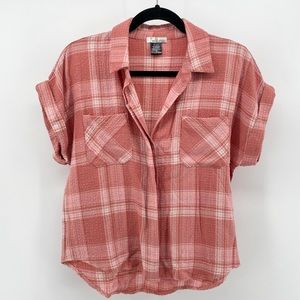 Wild Moss Women’s Button Up Shirt Pink Plaid Short Sleeves S